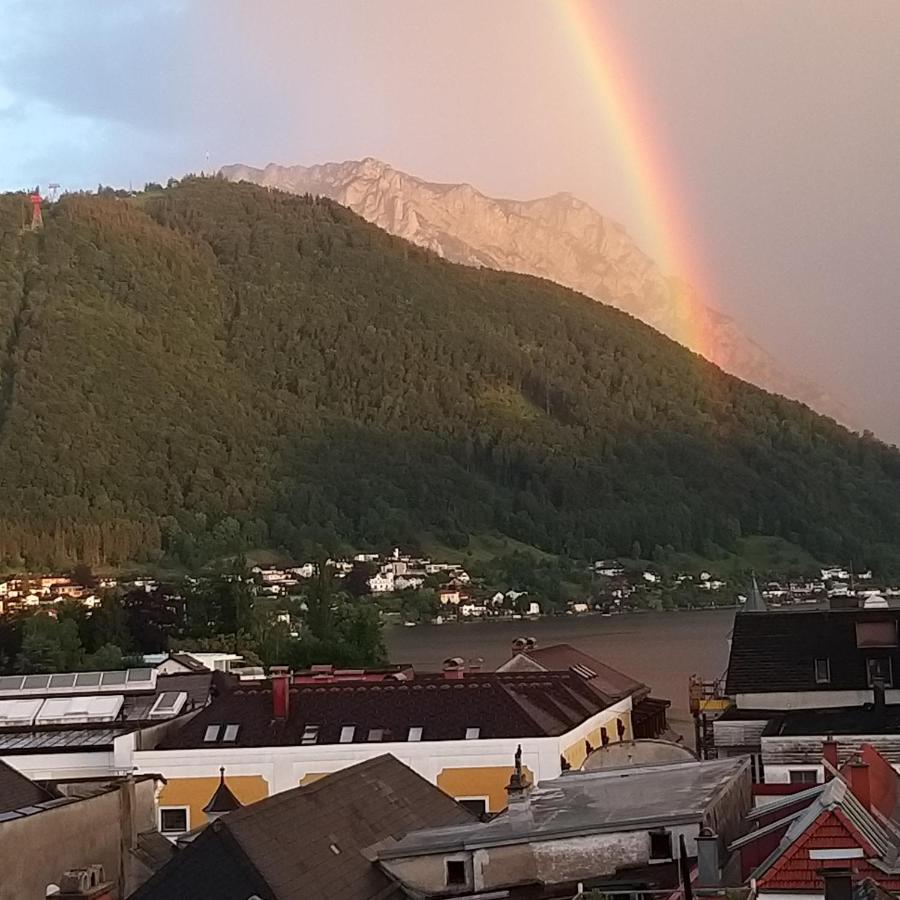 גמונדן Marktplatz Traunsee Lake View מראה חיצוני תמונה