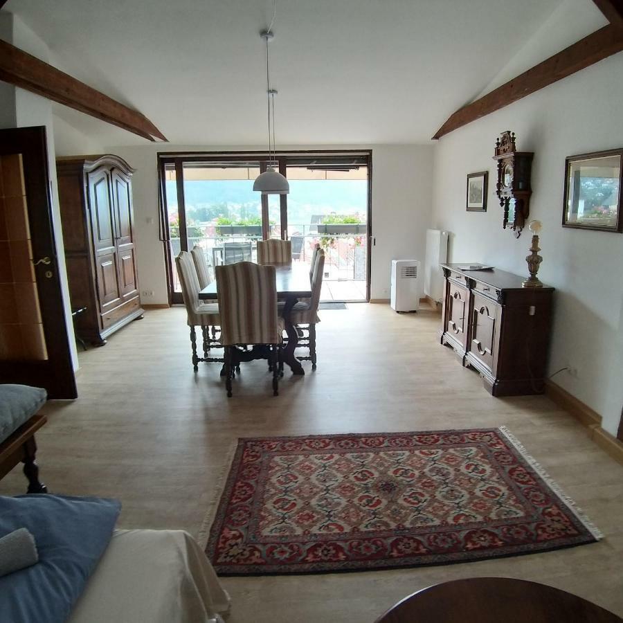 גמונדן Marktplatz Traunsee Lake View מראה חיצוני תמונה