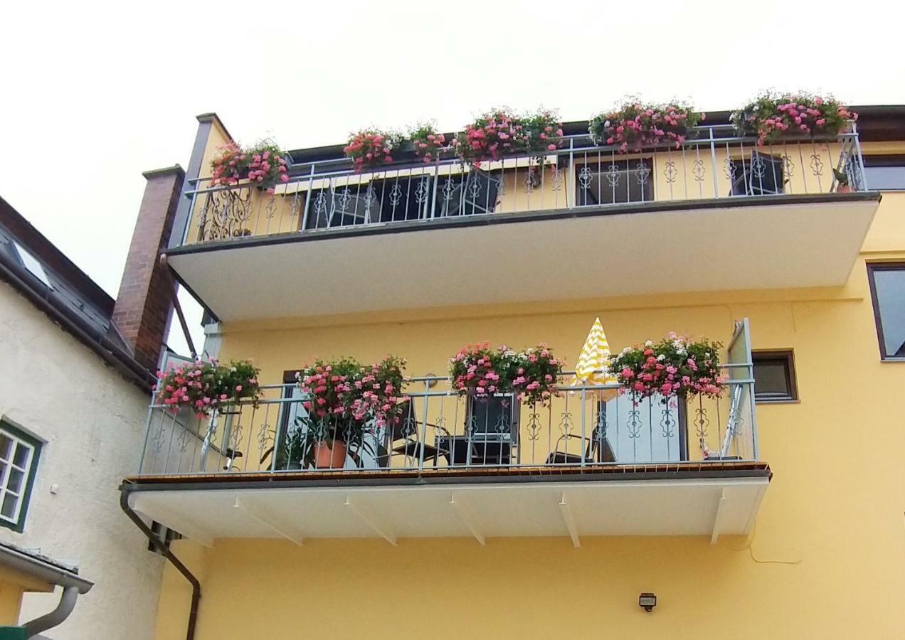 גמונדן Marktplatz Traunsee Lake View מראה חיצוני תמונה