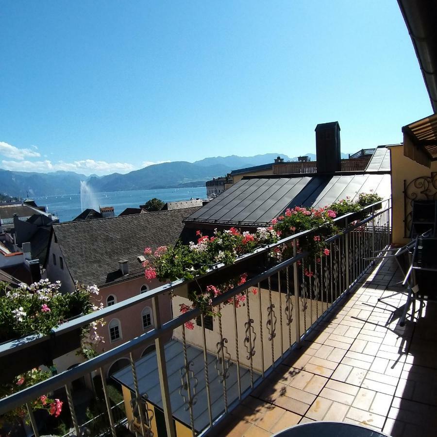 גמונדן Marktplatz Traunsee Lake View מראה חיצוני תמונה