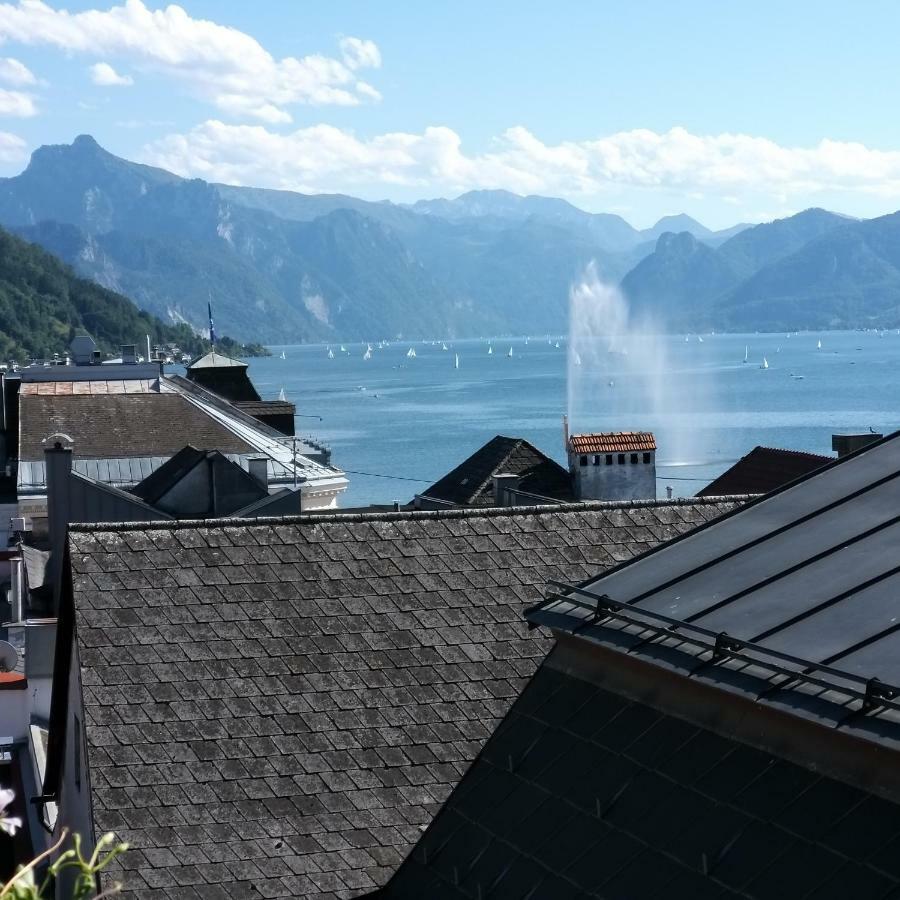 גמונדן Marktplatz Traunsee Lake View מראה חיצוני תמונה